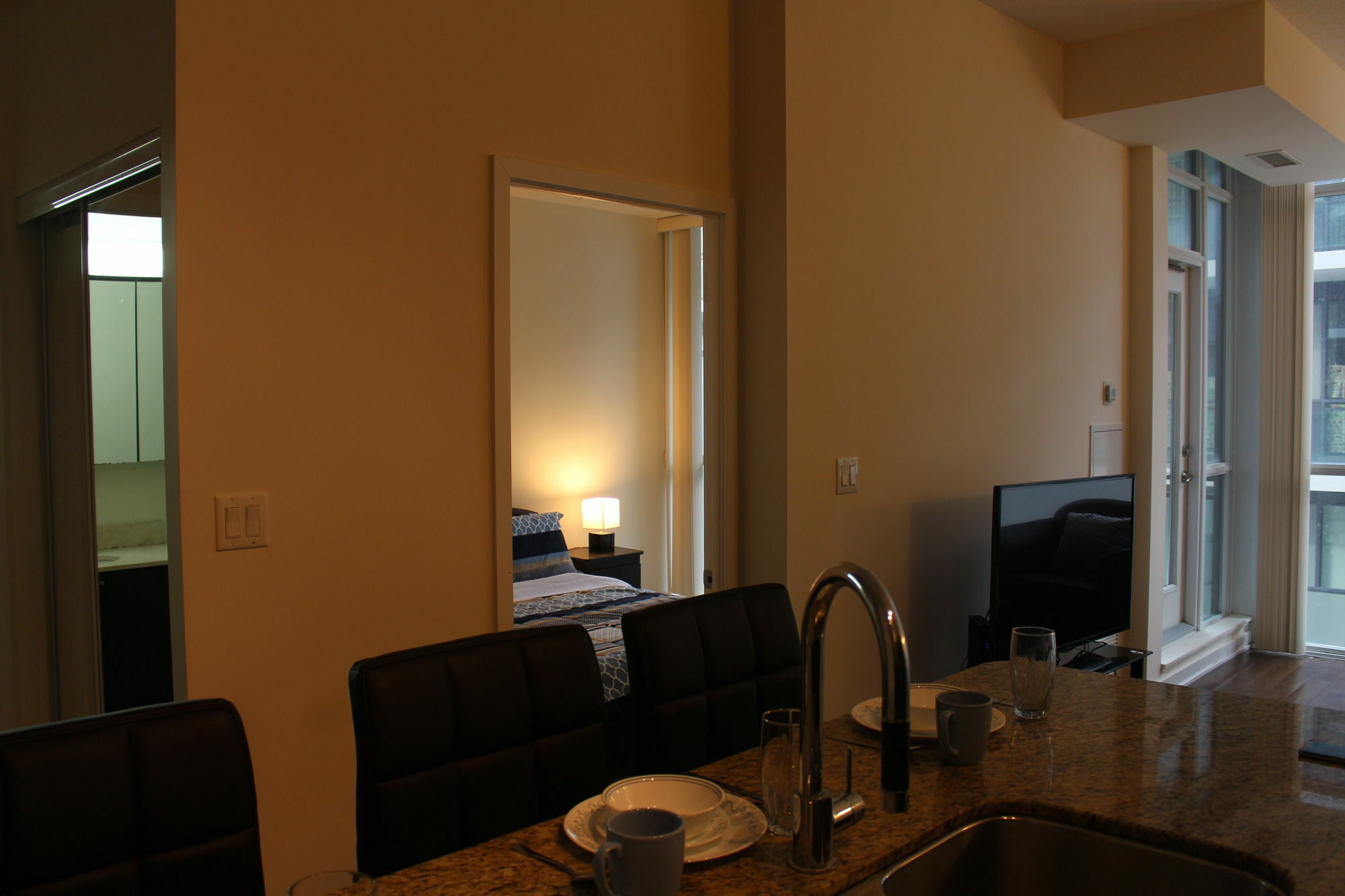 Custom Luxury Suite - By Elite Suites Mississauga Esterno foto